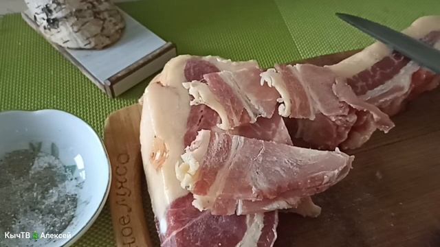 Мясо жеребятины местный деликатес.