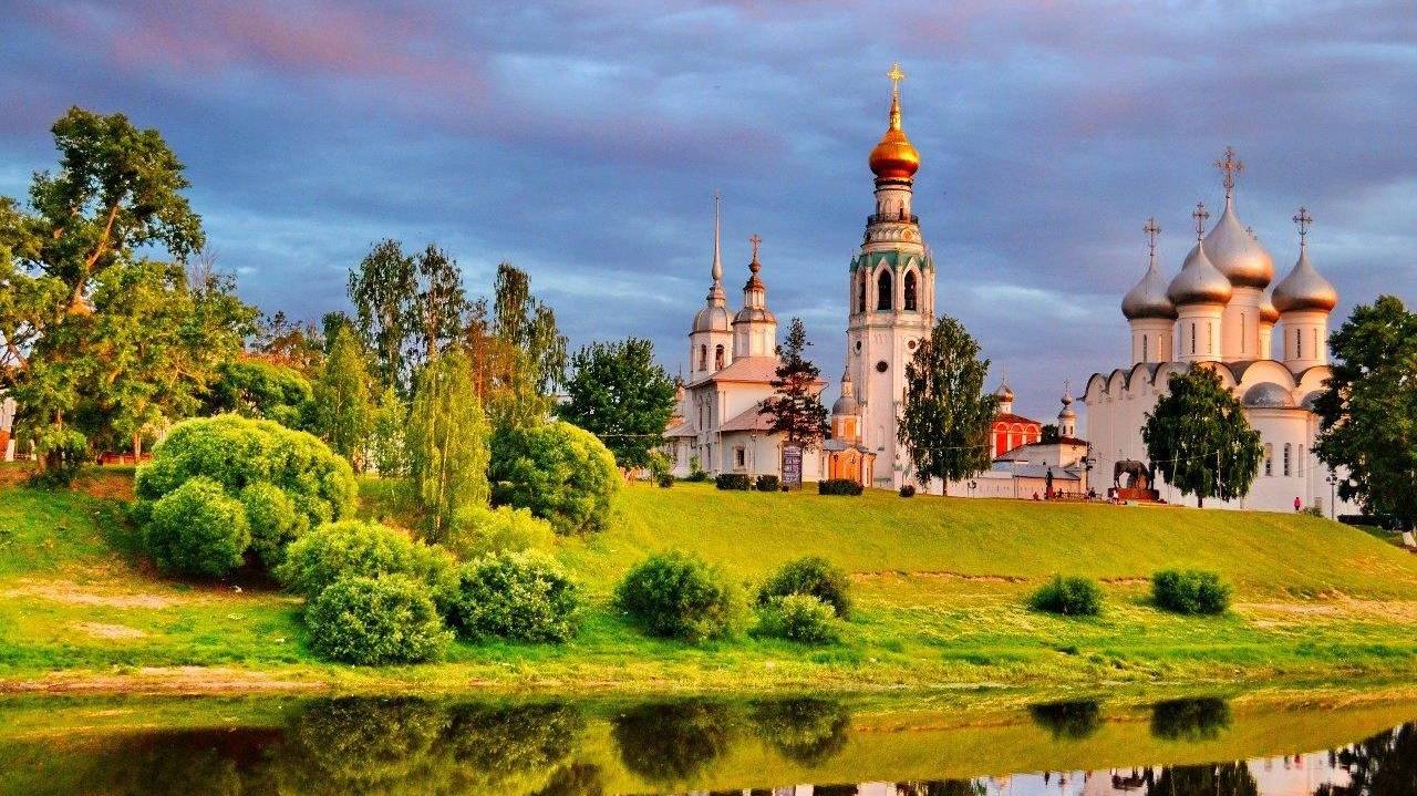 Русь люблю и в том несносен