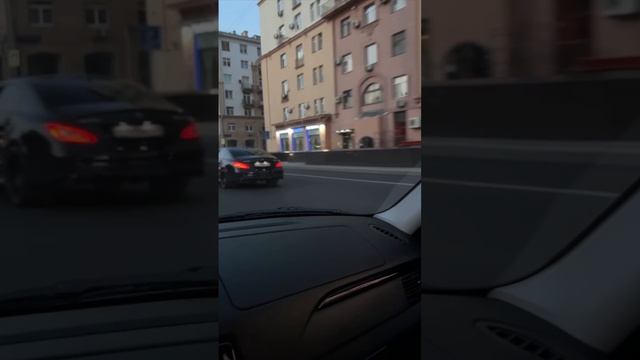 едим на гонку и тут