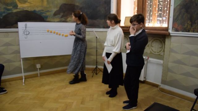 10 -  Вступление 2 - Ансамбль солистов школы сольфеджио