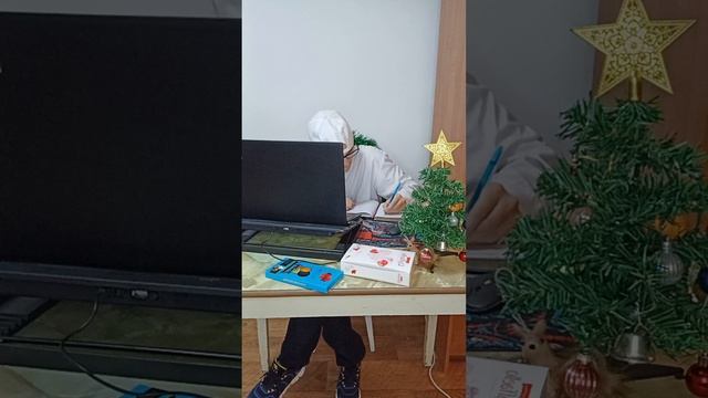 типичные мысли перед новым годом на работе