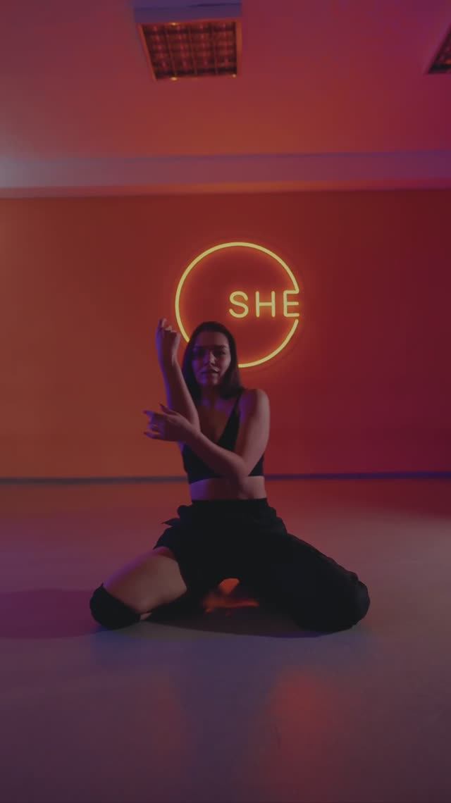 Юля Танцура - Frame up strip choreo - Greentea Peng - Hu Man - She Dance - Владивосток