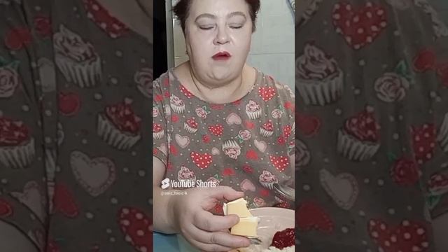 крестиком вышивать 🪡🧶