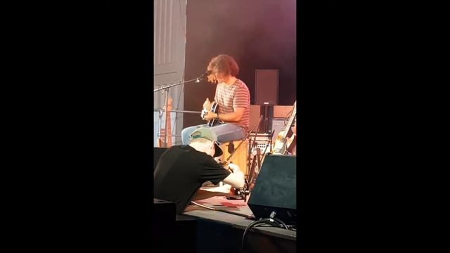 Ash Grunwald - Born With a Hammer In My Hand - Live at AIRWAVES Music Festival, Sunshine Coast
