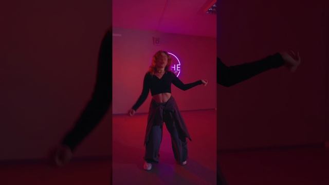 Арина Вишнякова - Girly Hip-Hop choreo - She Dance - Владивосток - Beyoncé - Patrition