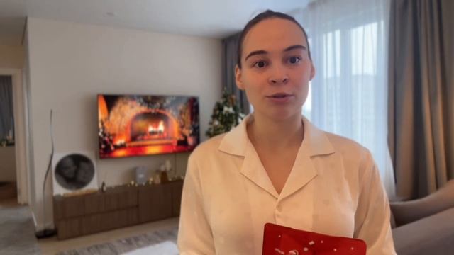 VLOGMAS: потребительское отношение к себе, ностальгия по свадьбе, съемка интервью