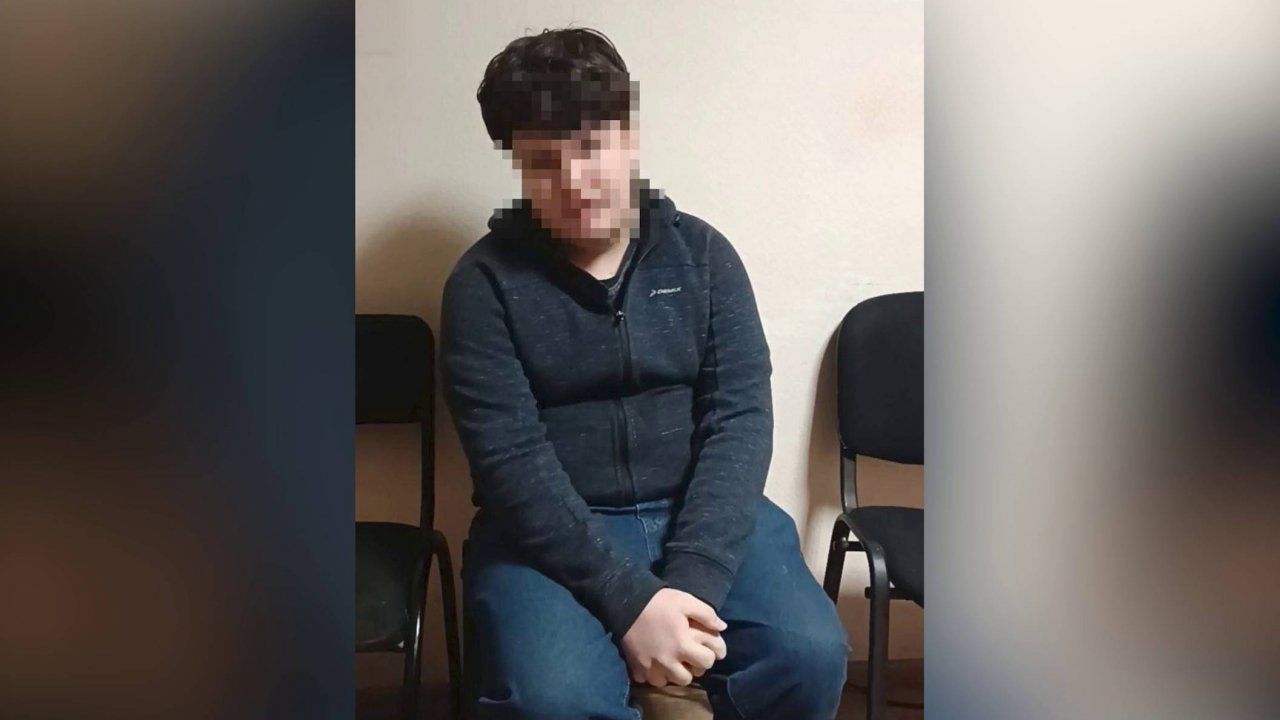 15-ЛЕТНЕМУ УБИЙЦЕ ОПЕКУНА ИЗ ЖЕЛЕЗНОГОРСКА ГРОЗИТ РЕАЛЬНЫЙ СРОК