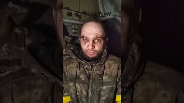 Пятеро Украинских военнослужащих очень обрадовались тому, что попали в плен