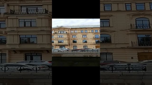 Дом Овандеров (по наб. Адмиралтейского кан.). Прогулки по Петербургу