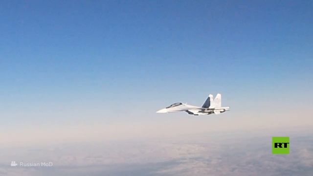 قاذفتان استراتيجيتان روسيتان تحلقان فوق بحر البلطيق