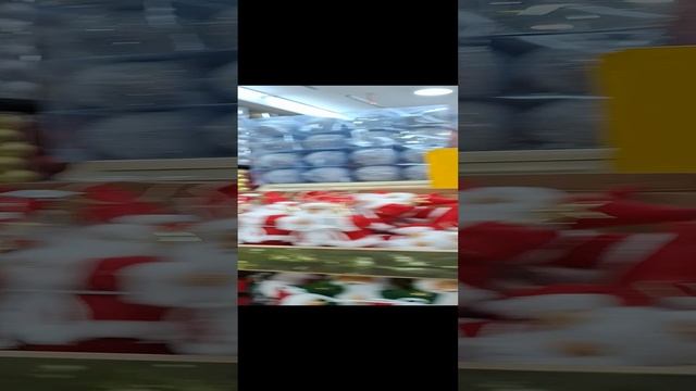 Новогодние декорации Малайзия #новыйгод #новыйгод2024 #новогодниеукрашения #новогоднеенастроение