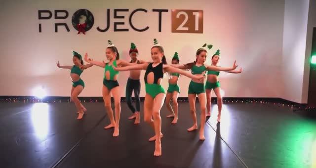 OH SANTA MARIAH CAREY CHRISTMAS DANCE __ Molly Long Choreography __ Project 21