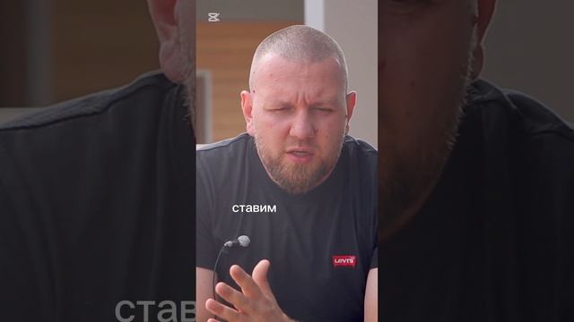 Как выставляется по уровню окно в проёме перед герметизацией пеной