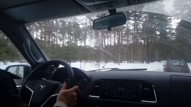 УАЗ Патриот и Рено Дастер. Едем в лес.