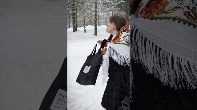 А вам это видео тоже навеяло теплые детские воспоминания? 🎄