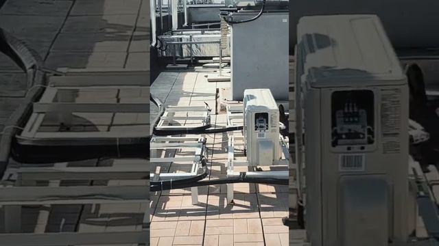 монтаж кондиционера на крыше пик.