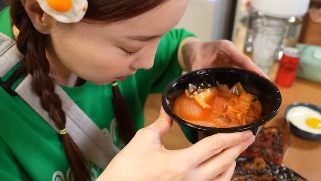 미소와 함께 먹어요 💕 밥 하기 싫은날.. 배달이죠? 쟁반짜장 & 탕수육 육아 먹방 Eat with baby Jjajang Tangsuuk Mukbang ASMR Ssoyoung