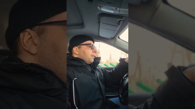 Друг попросил подвезти, но говорил что китайцы не безопасны  #танцы #rek #comedyshorts #москвич3