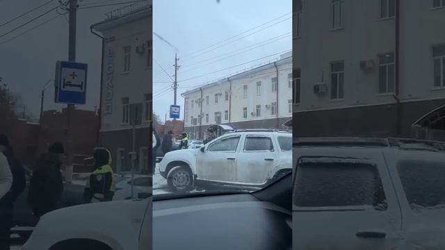 На 12 Сентября столкнулись Рено и Мерседес #ульяновская_область