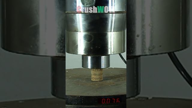 Гидравлический пресс vs пробка