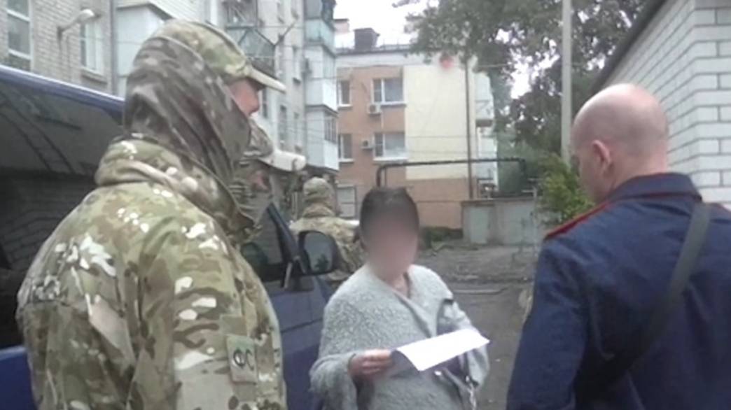 Семейную пару из Минвод осудили за организацию незаконной миграции и взятки