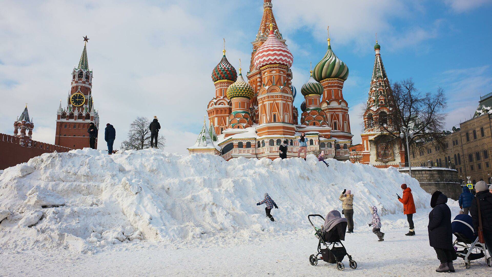 Зима спустилась с гор