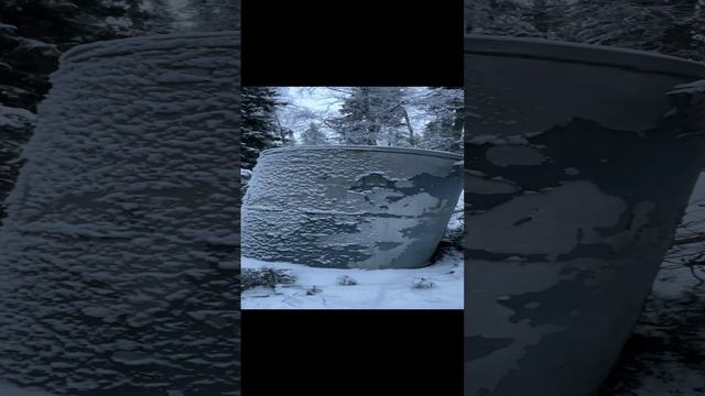 Нашел обломок ракеты в лесу!
