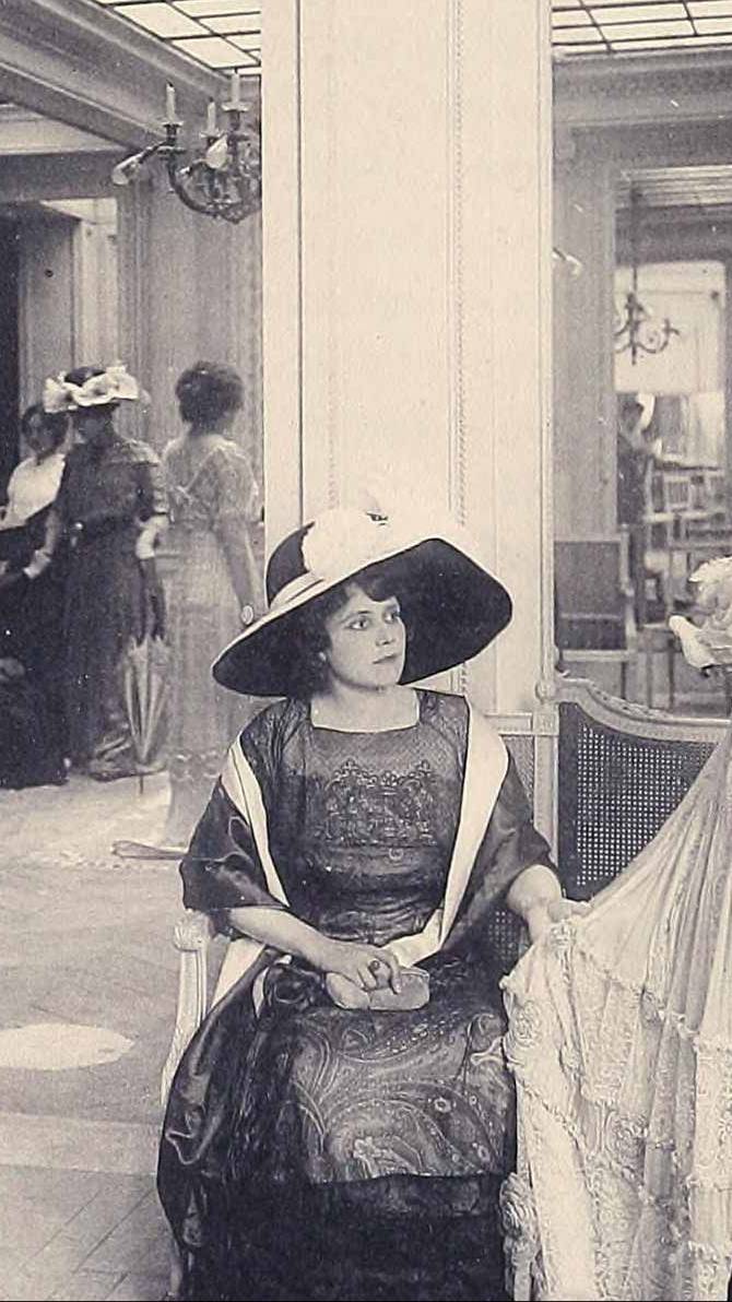 Баронесса не спит