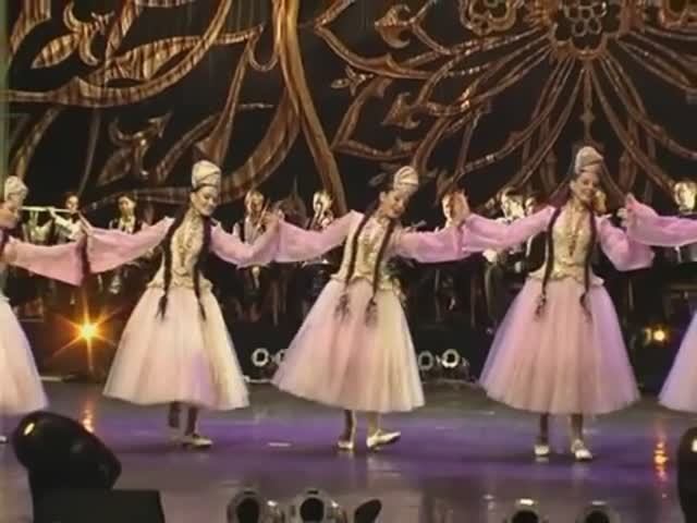 Татарские вальсы-ШКОЛА СТУДИЯ И АНСАМБЛЬ ТАНЦА КАЗАНЬ
