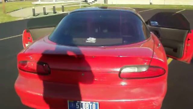 walk around of the 1995 chevrolet camaro