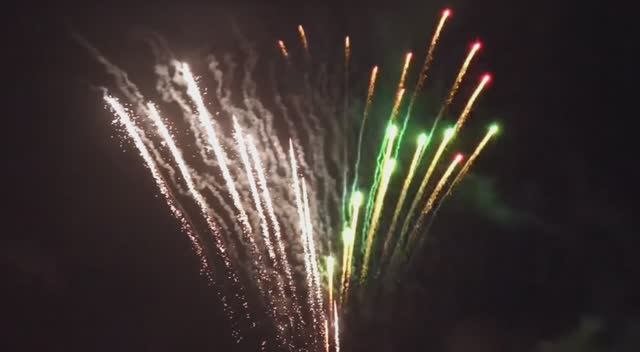 2 минуты 600 залпов, очень интенсивно 🎆