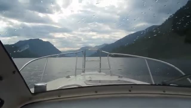 Часть маршрута по воде на катере 🚣♂️🌊