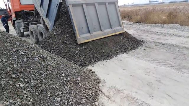 Щебень гранитный с отсевом.  Разная фракция