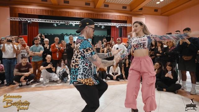 ESTARÉ ESPERÁNDOTE - 🤚🏼 Demetrio y Silvia (🇮🇹🇪🇸) 🌎 Salamanca Bachata Festival 2023 🔫