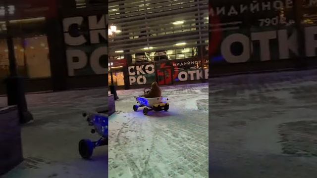 1000008773.mp4