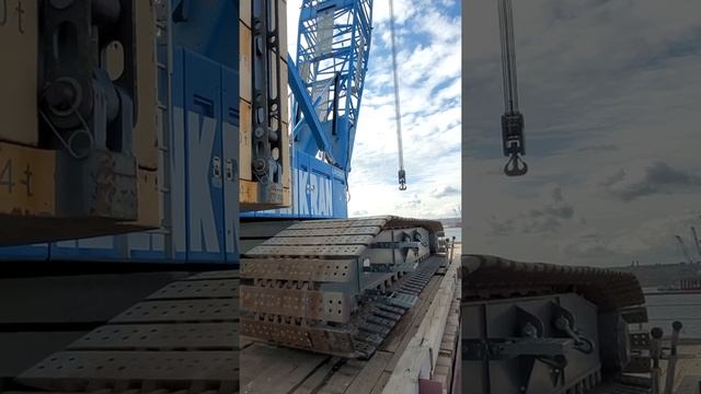 Liebherr LR 1300 на Волге