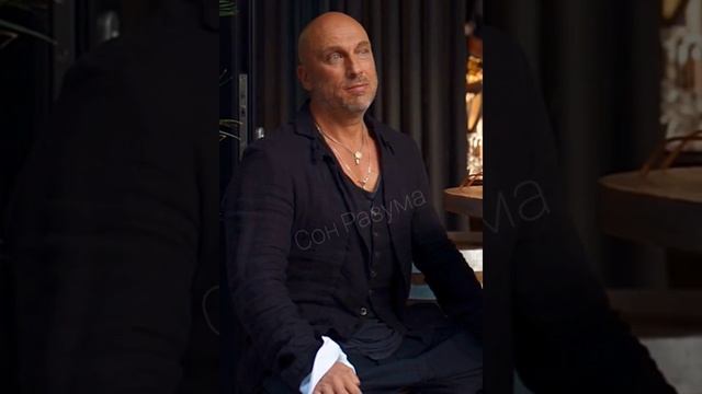 Он что-то знает 🤔🤔🤔