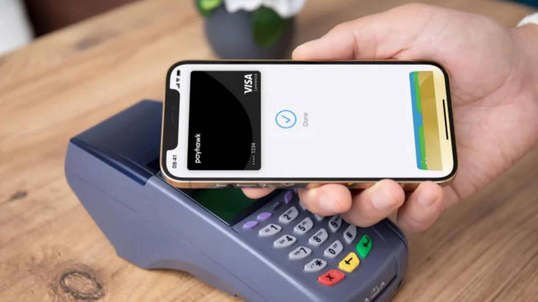 Российский банк заявил о получении доступа к NFC в iPhone