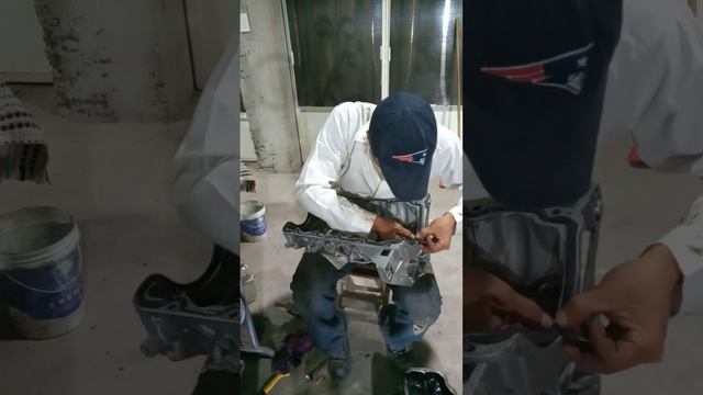 como poner un Carter y rompeolas de motor de carro contour 98 y otros modelos Cositas con el Viejon