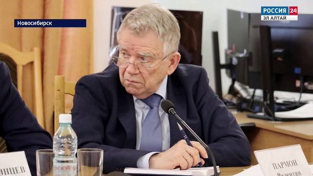 Анатолий Серышев провел заседание совета при полпреде Президента РФ в СФО