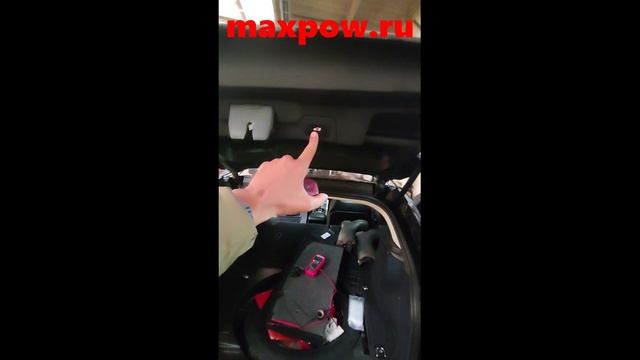 Land Rover Evoque. Замена электроприводов багажника.