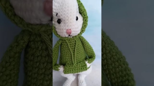 Кролик в худи/мягкая игрушка /вязаная игрушка ручной работы/ в наличии