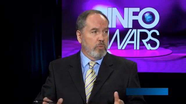 Boston Bombing Manhunt  This is What A Police State Looks Like (Low)