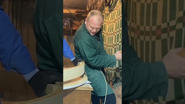 Сломал пальцы. Полное видео на канале. #diy #future #пранк #мастерская #успех #loft #кд #боль #угар