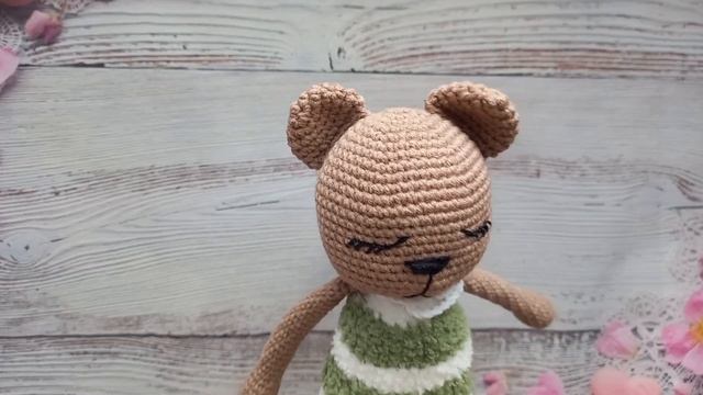 Обзор: вязаный медвежонок,  пряжа yarn art jeans,  alize softy. В наличии на Wildberries