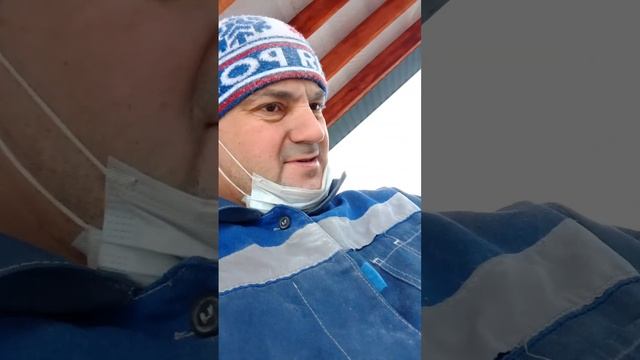монтаж палочек из плитки в душе