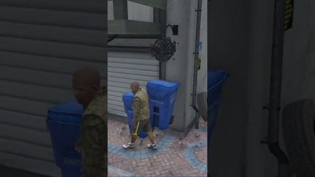 ФОКУСЫ GTA V (ЛЕТАЮШИЙ МУСОРНЫЙ БАК)