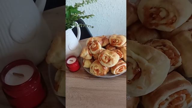 Булочки с курагой и орехами, рецепт в конце видео