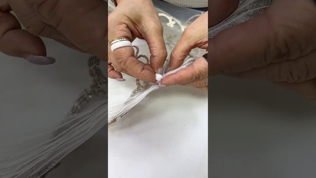 ВЫ НЕПРАВИЛЬНО ПРИКРЕПЛЯЛИ КРЮЧКИ НА ШТОРНУЮ ЛЕНТУ #шторы #шторыуфа #шторыподзаказ #уфашторы