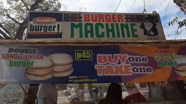 Eating Cheap! Foreigner's first time to try Burger Machine (Philippines Burger Joint)